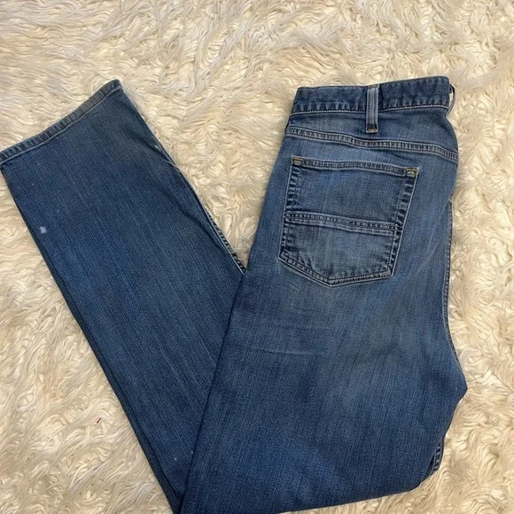 Carhartt Men’s Relaxed Fit Distressed Jeans. Size 38 - Picture 4 of 7